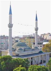 Delikliçınar Yeni Camii (2).jpg