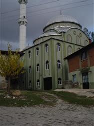 Solmaz Kasabası Çarşı Camii ve Haziresi.JPG